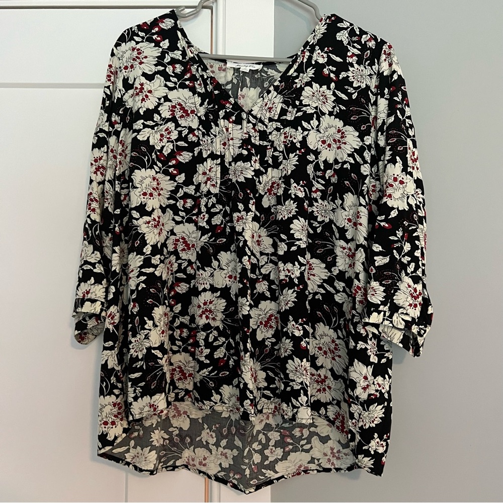 Floral Black and White Women's Top